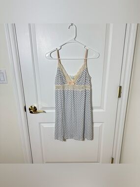 Eberjey Womens Lace Trim
Baby Doll Tank Dress Slip Size Medium Ditsy Floral
